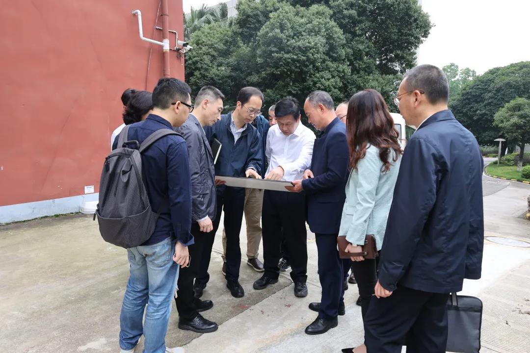 桂林市委副書(shū)記趙仲華蒞臨桂林南藥調(diào)研指導(dǎo)工作 桂林市委副書(shū)記趙仲華蒞臨桂林南藥調(diào)研指導(dǎo)工作